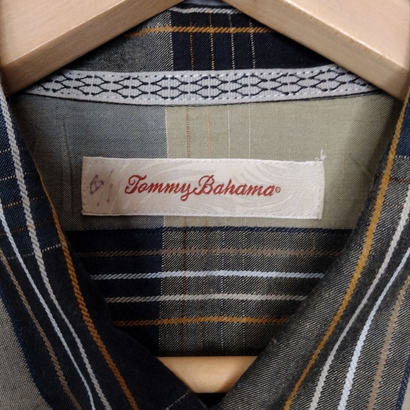 Tommy Bahama Plaid Linen Silk Casual Button Down Shirt - Picture 13 of 16